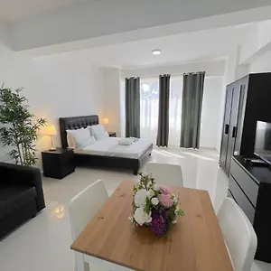 studio-23000.comcaribbean.com/